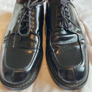 Size 10 Kenneth Cole Black Leather Oxfords